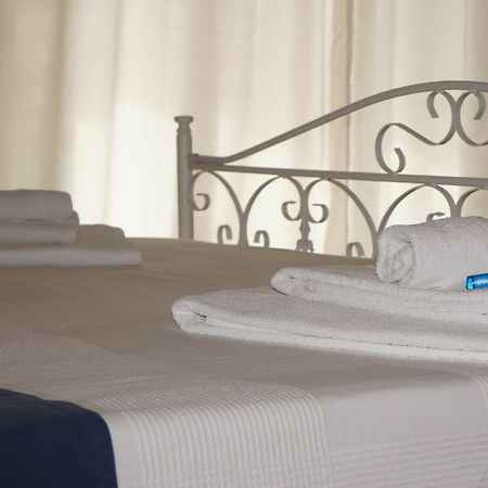 Bed and Breakfast Lullymia Кротоне Экстерьер фото