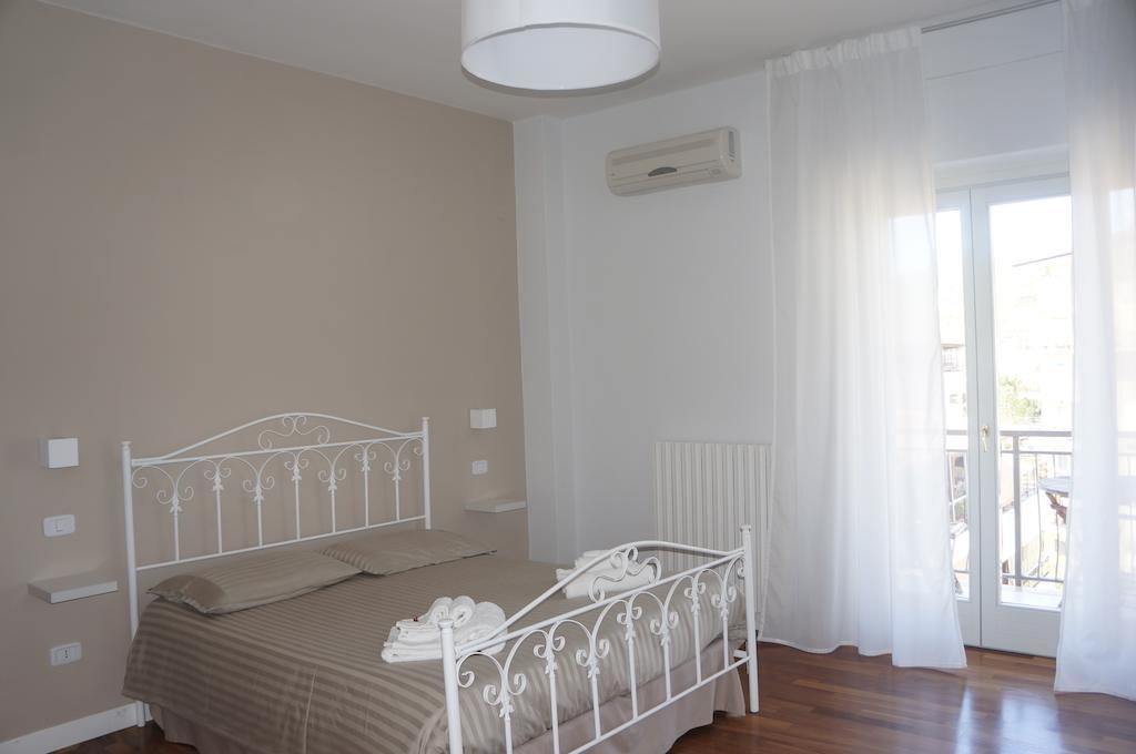 Bed and Breakfast Lullymia Кротоне Номер фото