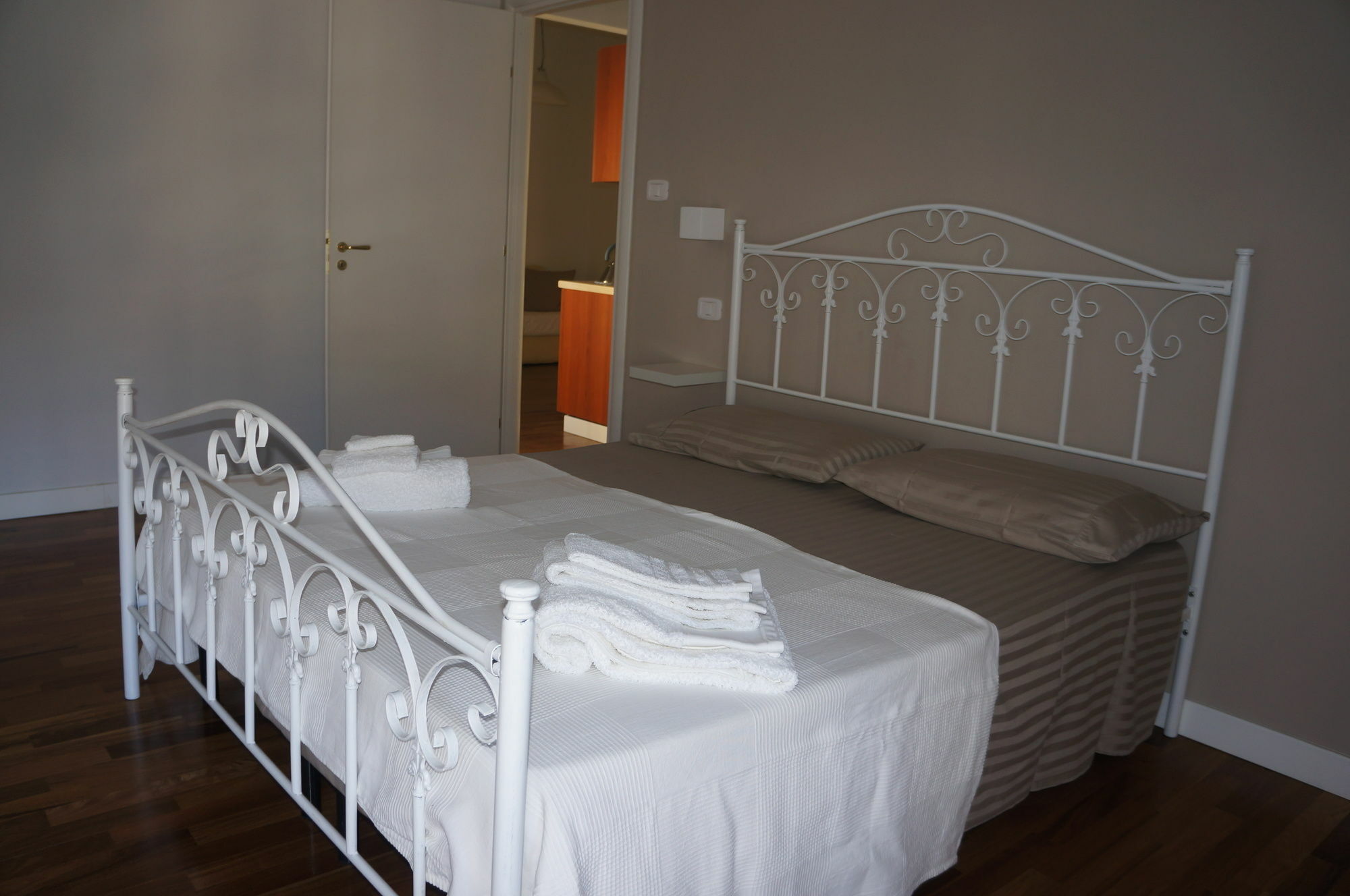 Bed and Breakfast Lullymia Кротоне Экстерьер фото